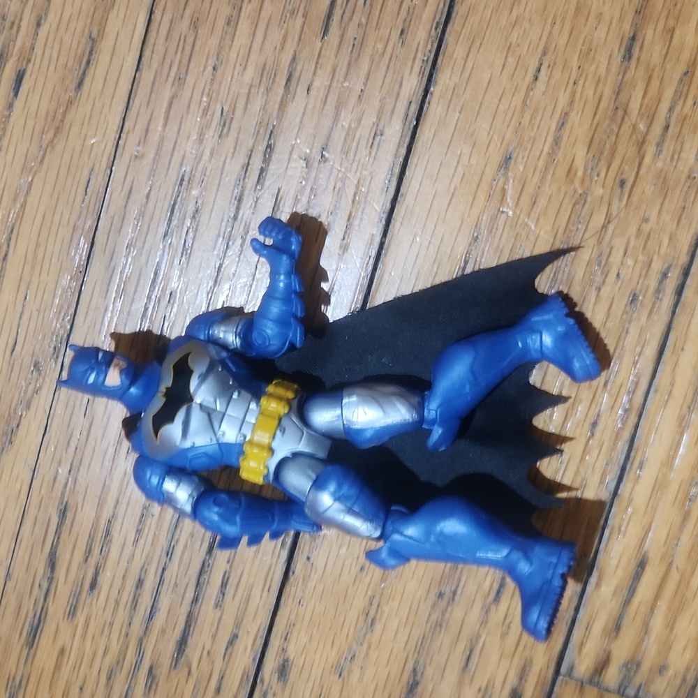 Multiple action figures - Picture 9 of 9